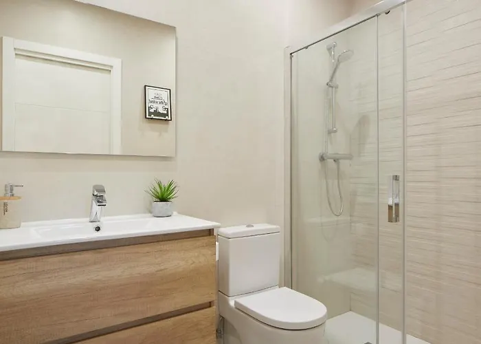 Concha Brand New & Style *