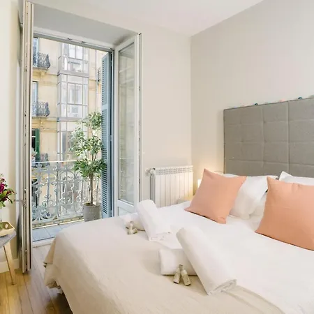 Concha Brand New & Style Appartement